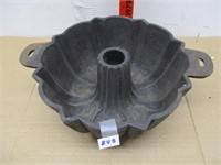 Cast Iron Bunt Cake Pan