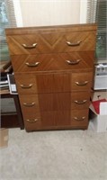 FIVE DRAWER CHEST OF DRAWERS
