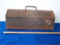 Nice Rusty Old Metal Tool Box