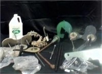 Lot of miscellaneous sewing machine parts