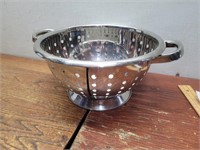 STAINLESS STEEL Double Handled Strainer