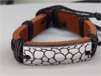 Leather bracelet