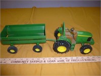 Die Cast Metal John Deere Tractor & Trailer Model