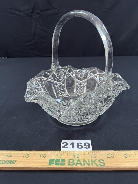 L.E. Smith Stars & Panels Glass Basket