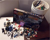 Bucket of Star Wars Lego’s