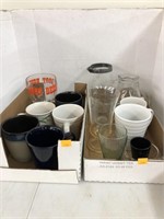 2 Flats Glasses, Mugs