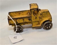 1930's AC Williams cast iron Mack toy truck 4”