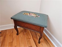 needle point bench/stool