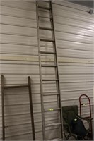 22' Aluminum Extension Ladder