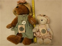 Pair of Boyds Investment Collectables
