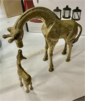 BRASS GIRAFFE WITH CALF