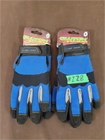 New size M gloves