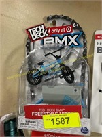 Tech deck BMX freestyle finger bikes