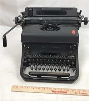 Remington Rand No. 17 Typewriter