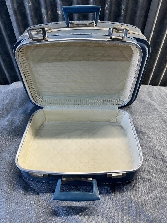 Vintage 2 pc. luggage set