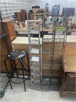 3 Metal stands and stool