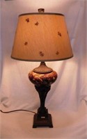 Stunning Dale Tiffany table lamp w/ finial &