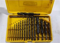 Craftsman 17 Pc  Drill  Set