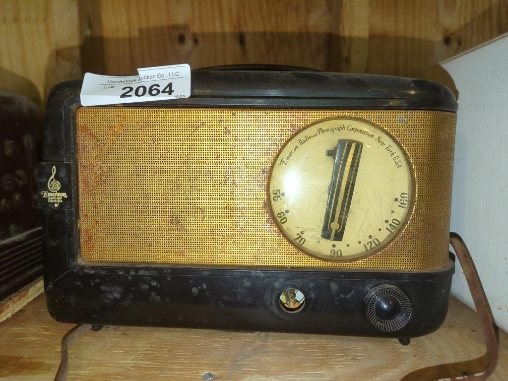 Vintage Emerson Tube Radio - untested