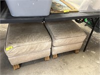 2PC MATCHED OTTOMANS W WOOD LEGS