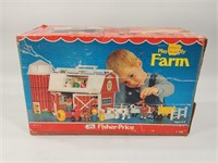 VINTAGE FISHER PRICE PLAY FAMILY FARM W/ BOX