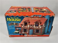 VINTAGE FISHER PRICE PLAY FAMILY HOUSE W/ BOX