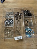 Jewlery lot Assorted Jewlery mixed lot display