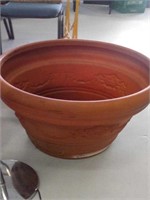 Large pot