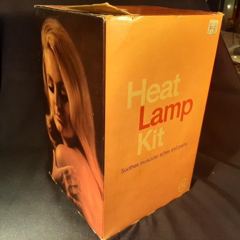 Vtg GE Heat Lamp in Original Box