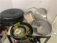 Pots & Pans Lot