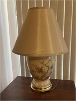 Bird & floral table lamp in Lenox style