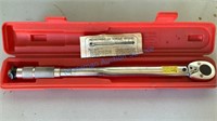 TORQUE WRENCH