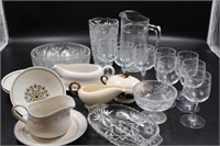 COLLECTION OF VINTAGE GLASSWARE & CRYSTAL