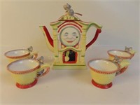 Department 56 Tea Set, Hickory Dickory Dock