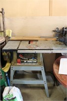 Delta 10in Table Saw
