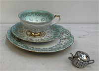 Eberthal, Bavarian Porcelain Nesting Tea Cup set