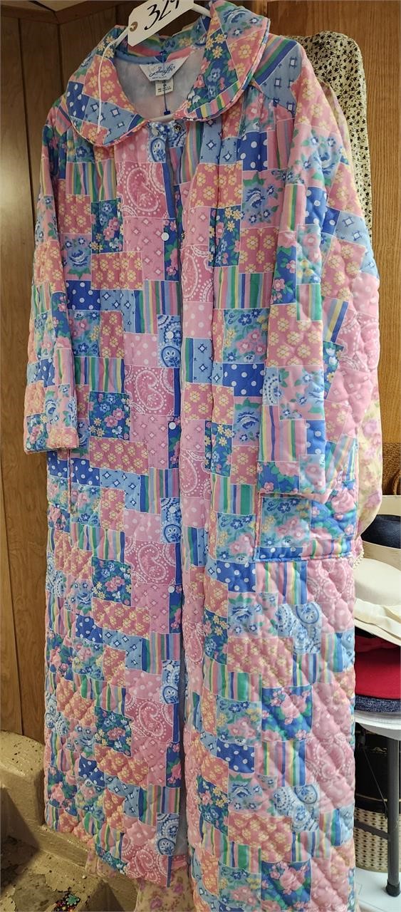 Vintage Quilted Robe