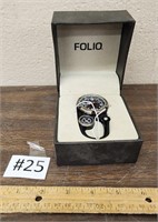 Folio watch