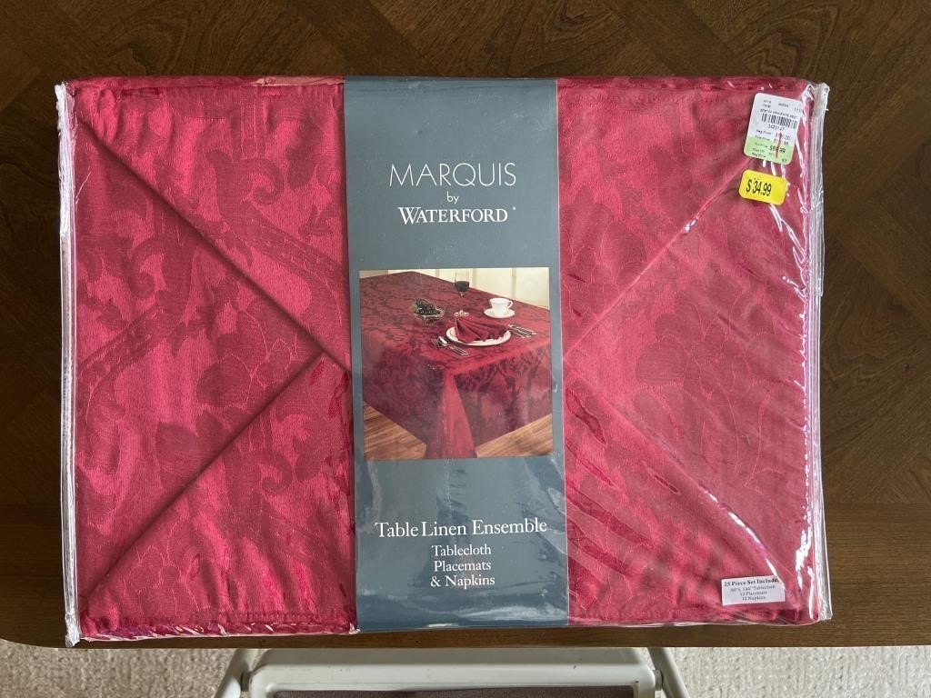 Marquis By Waterford Table Linen Ensemble