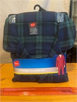 New Hanes men’s 2 piece flannel pajama set XL