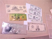 22 - pieces of Novelty US Currency