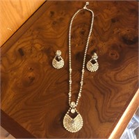 Vintage Rhinestone Necklace & Clip On Earrings Set