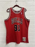 Hardwood Classics ‘97-‘98 Rodman Bulls Jersey (XL)
