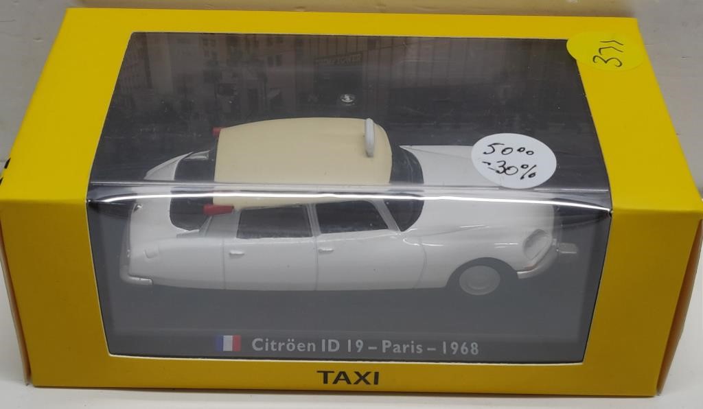 Paris 1968 Taxi