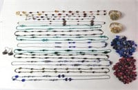 Women's beaded necklace/bracelet lot