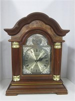 WESTMINSTER MANTLE CLOCK WITH CHIMES