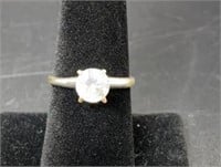 10KT HGR Ring And Spinel Center Stone