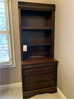 BROYHILL 3-DRAWER 3-SHELF CABINET - 30 X 18 X