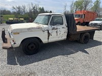 1978 Ford 1 ton flatbed truck