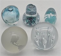 (Z) Paperweights bubble glass, world, and more